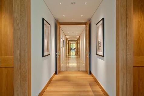 One Hyde Park SW1
