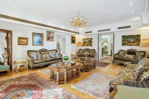 Pembroke Gardens, Kensington, W8