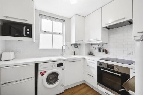 Cleveland Grove, Stepney Green, E1