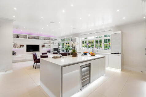 Sheldon Avenue, High Gate, London, N6, United Kingdom