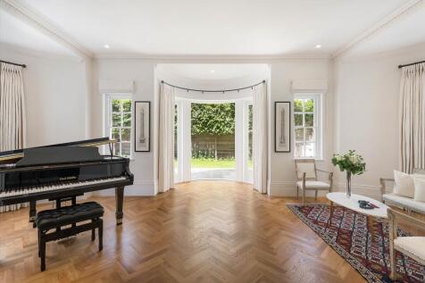 Upper Phillimore Gardens, Kensington, London, W8