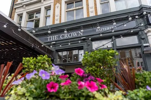 The Crown, Battersea (PUBLOVE)