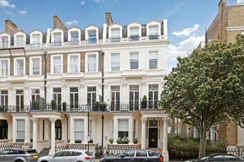 Earl’s Court Square, London, SW5
